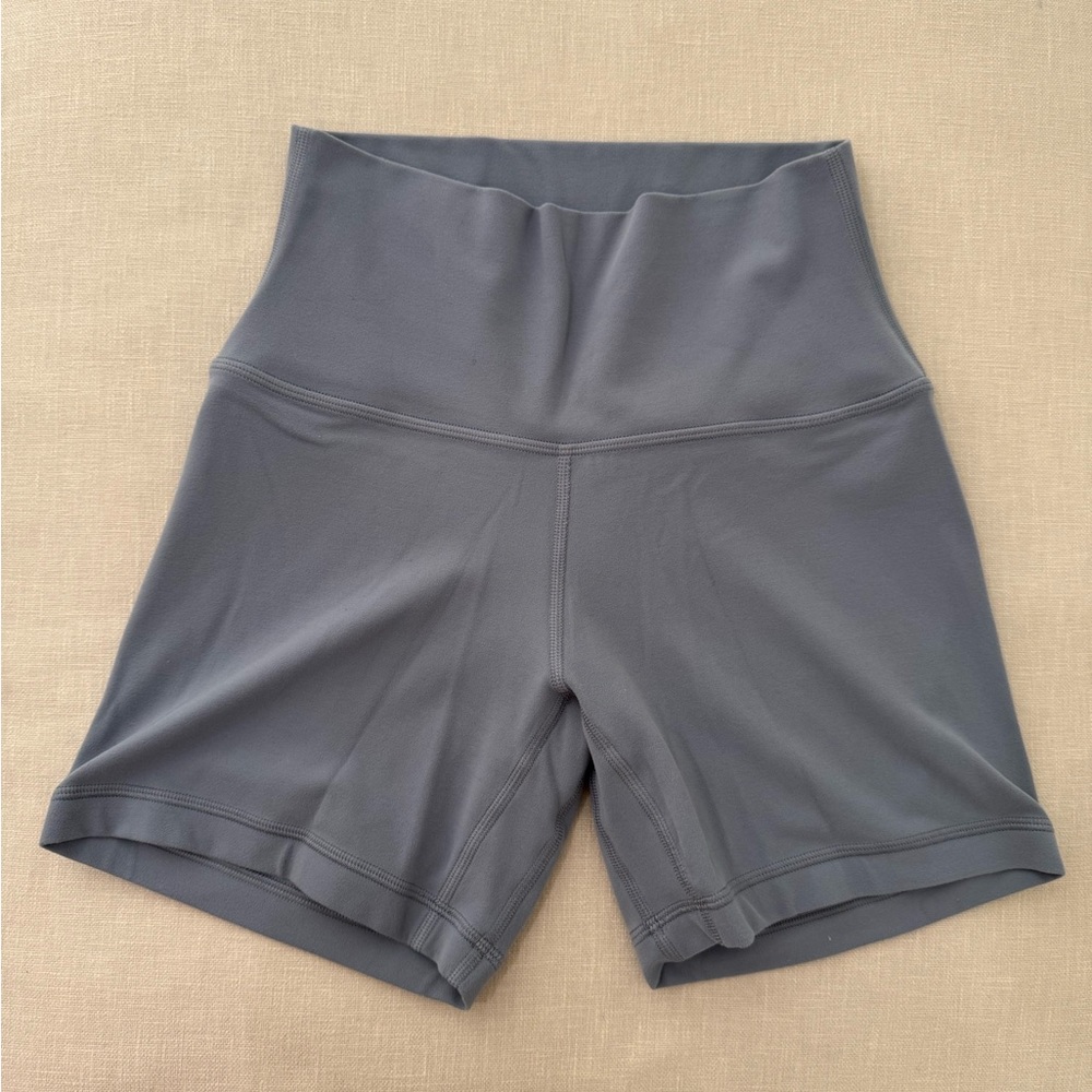 Aritzia Biker Shorts